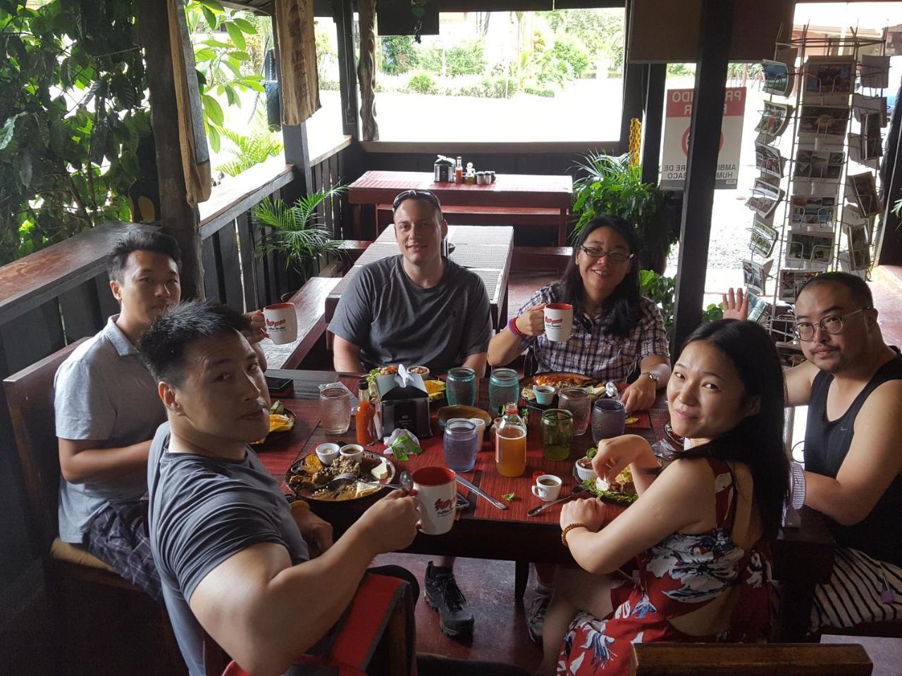 Red Frog Hotel La Fortuna Екстериор снимка