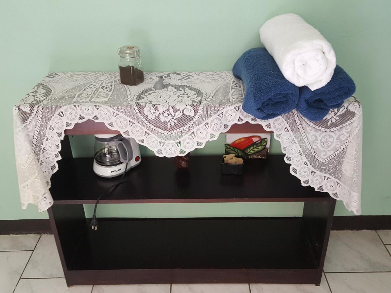 Red Frog Hotel La Fortuna Екстериор снимка