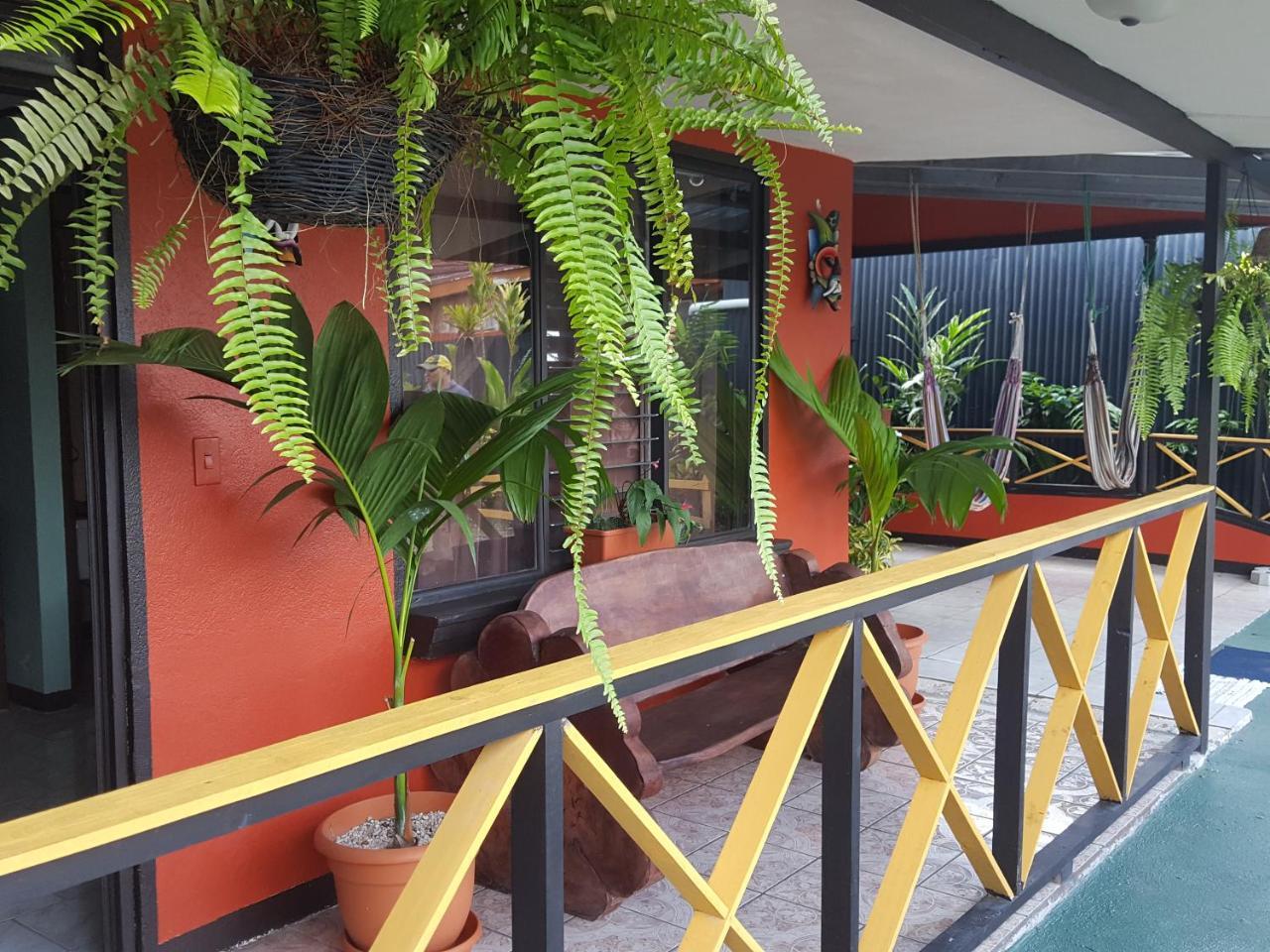 Red Frog Hotel La Fortuna Екстериор снимка