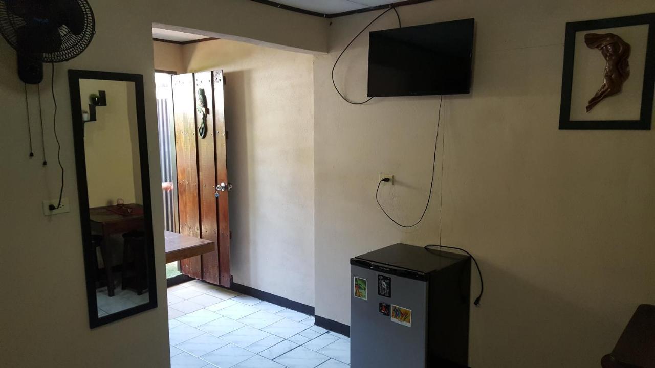 Red Frog Hotel La Fortuna Екстериор снимка