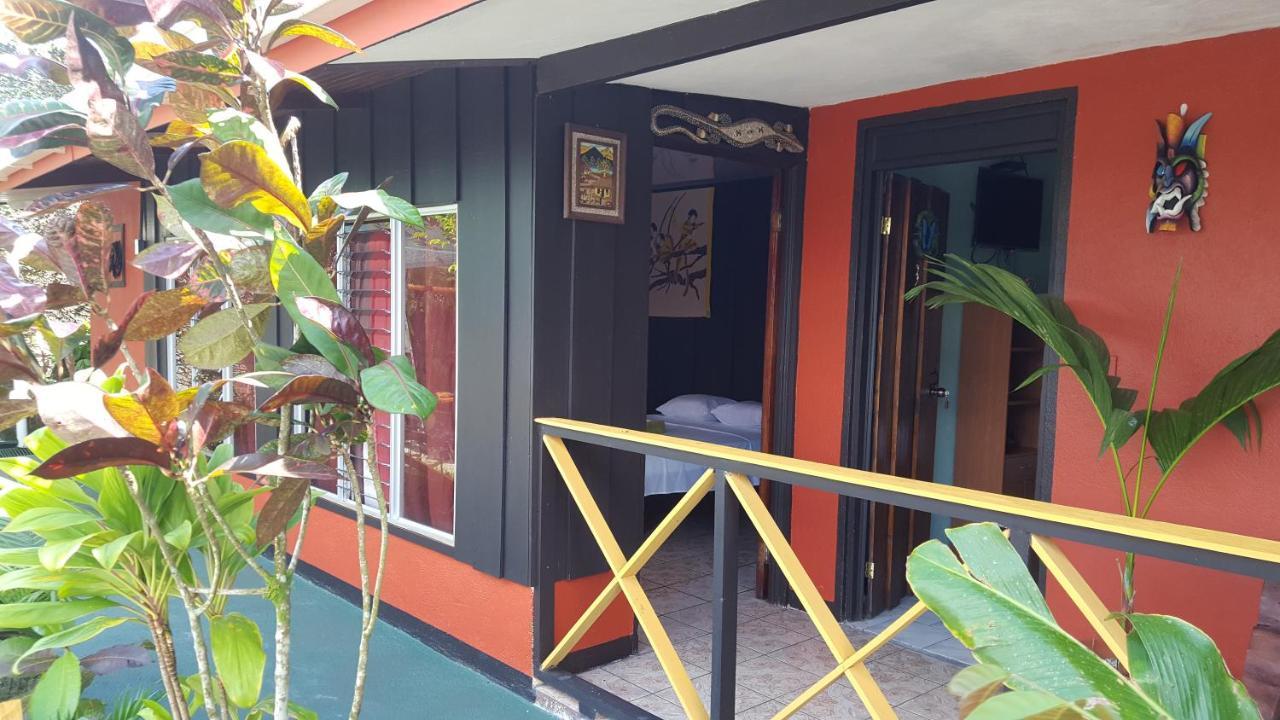 Red Frog Hotel La Fortuna Екстериор снимка