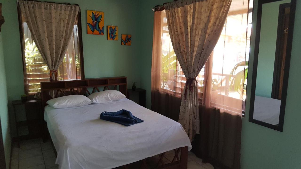 Red Frog Hotel La Fortuna Екстериор снимка
