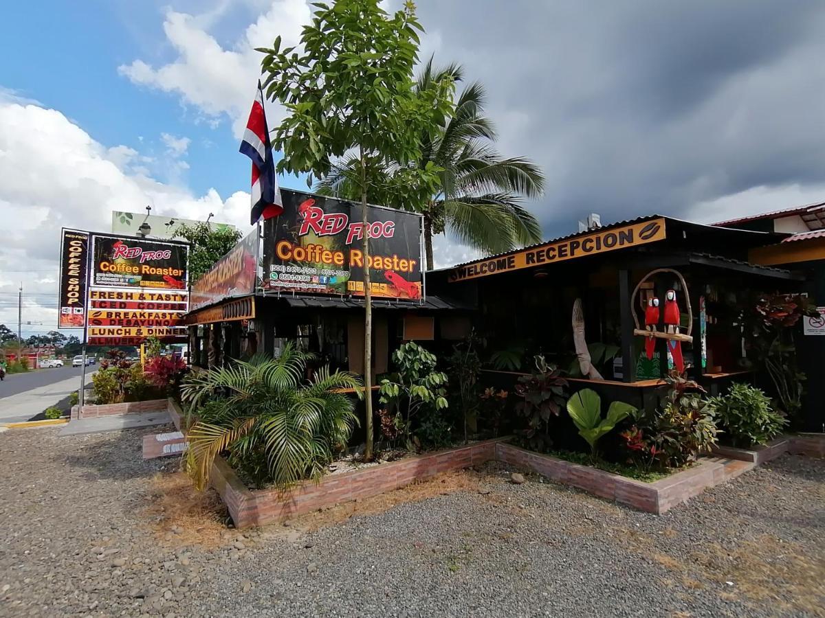 Red Frog Hotel La Fortuna Екстериор снимка